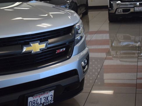 Used 2018 Chevrolet Colorado Z71 AWD/4WD image 5