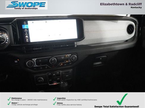 New 2025 Jeep Gladiator Sport image 24