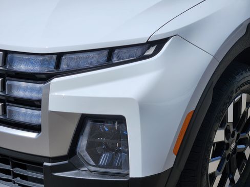 Certified 2025 Hyundai Santa Cruz SE AWD/4WD image 7
