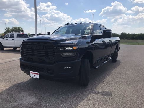 New 2026 RAM 2500 Tradesman AWD/4WD image 3