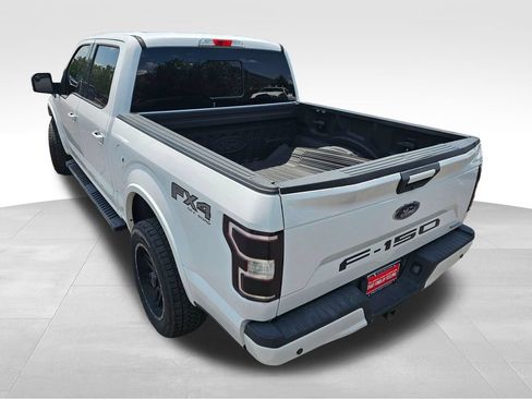 Used 2018 Ford F150 XLT w/ Equipment Group 302A Luxury AWD/4WD image 9