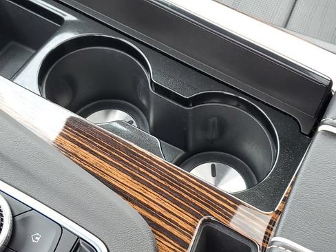 Certified 2023 Cadillac Escalade Premium Luxury w/ Performance Package AWD/4WD image 17