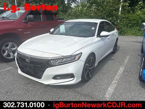 Used 2019 Honda Accord Sport image 2