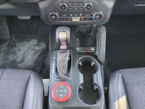New 2026 Ford Bronco Raptor AWD/4WD image 17