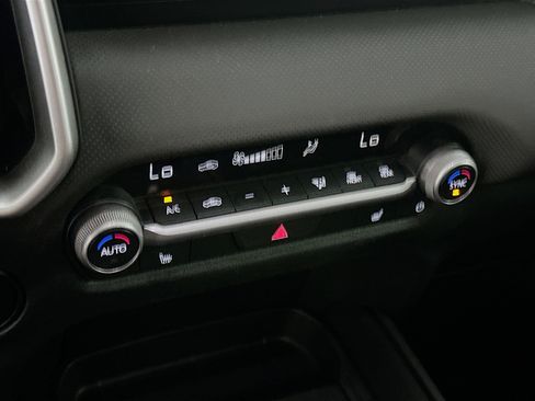 Used 2025 MAZDA CX-50 AWD 2.5 S w/ Premium Package image 24