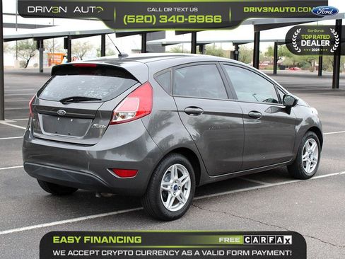 Used 2017 Ford Fiesta SE image 7