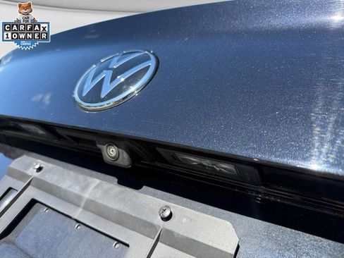 Used 2024 Volkswagen Jetta SE FWD image 17