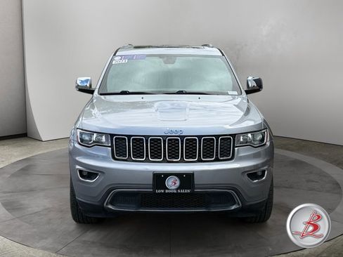 Used 2021 Jeep Grand Cherokee Limited AWD/4WD image 2