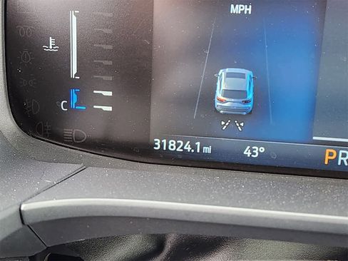 Used 2023 Ford Escape ST-Line image 18