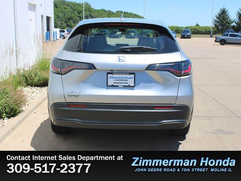 Certified 2023 Honda HR-V LX image 5