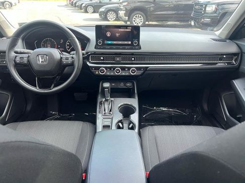 Used 2023 Honda Civic EX image 10
