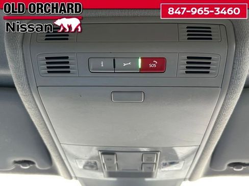 Used 2023 Volkswagen Tiguan SE image 17