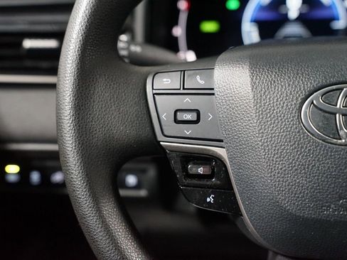 Certified 2025 Toyota Camry LE image 14