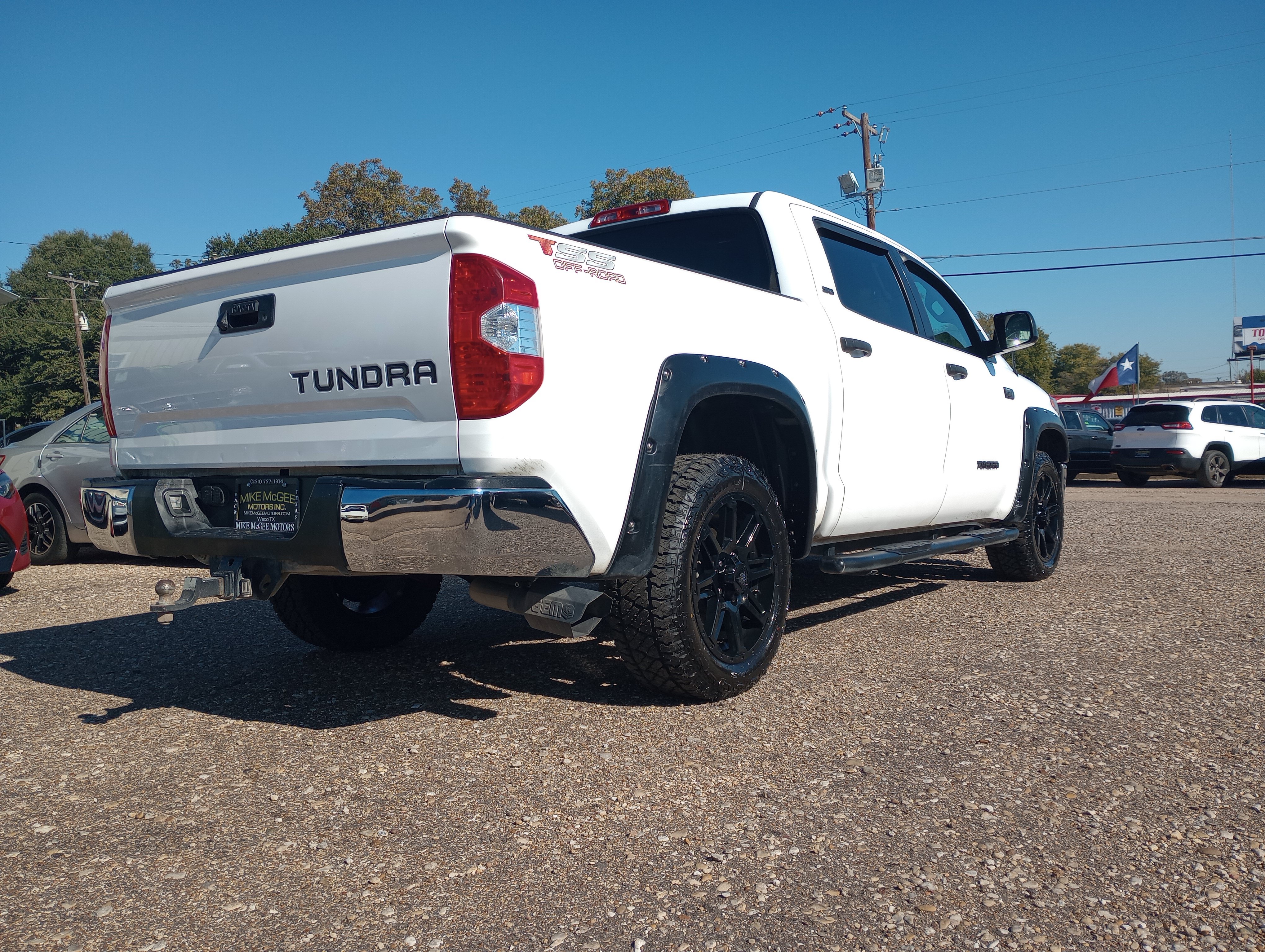 Used 2019 Toyota Tundra SR5 w/ SR5 Upgrade Package RWD image 8