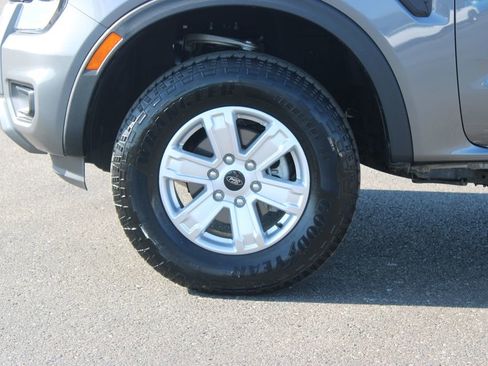 Used 2024 Ford Ranger XL image 18