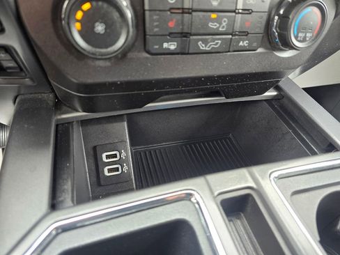 Used 2018 Ford F150 XLT w/ Equipment Group 302A Luxury AWD/4WD image 14