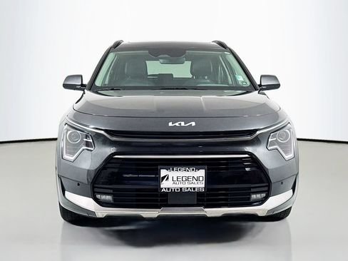 Used 2024 Kia Niro FWD image 2