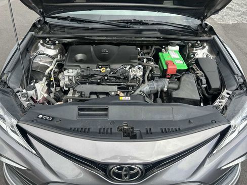 Used 2022 Toyota Camry LE FWD image 17