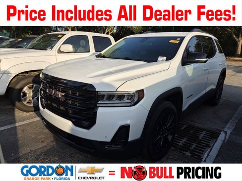 Used 2022 GMC Acadia SLE w/ Driver Convenience Package FWD image 1