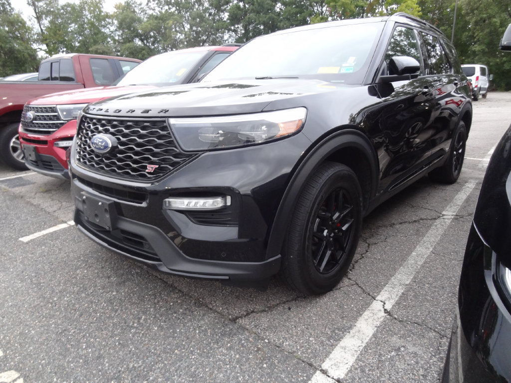 Used 2023 Ford Explorer ST w/ Equipment Group 401A AWD/4WD image 3