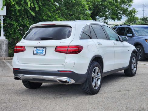 Used 2019 Mercedes-Benz GLC 350e 4MATIC image 6