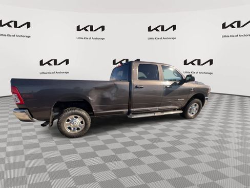 Used 2022 RAM 2500 Big Horn AWD/4WD image 9