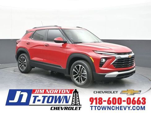 New 2026 Chevrolet TrailBlazer LT w/ Convenience Package FWD image 1