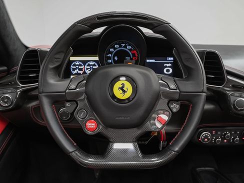 Certified 2014 Ferrari 458 Spider RWD image 46