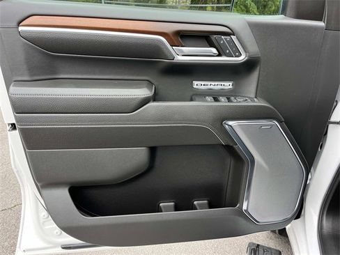 Used 2024 GMC Sierra 1500 Denali image 31