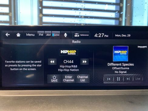 Certified 2024 Genesis GV70 3.5T Sport w/ Sport Advanced Package image 25