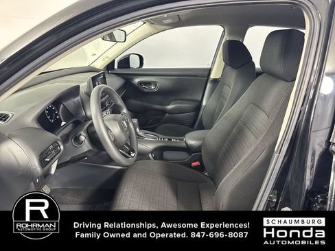 Used 2023 Honda HR-V LX image 4