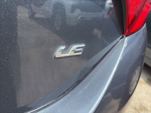 Used 2016 Toyota Corolla LE FWD image 5