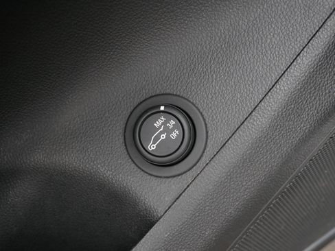Used 2016 Buick Envision Premium w/ LPO, Cargo Package AWD/4WD image 15