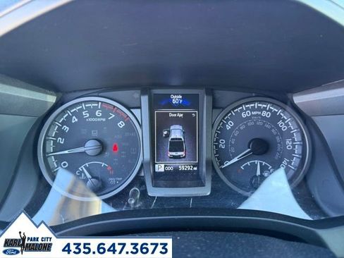 Used 2022 Toyota Tacoma TRD Off-Road w/ Technology Package image 19
