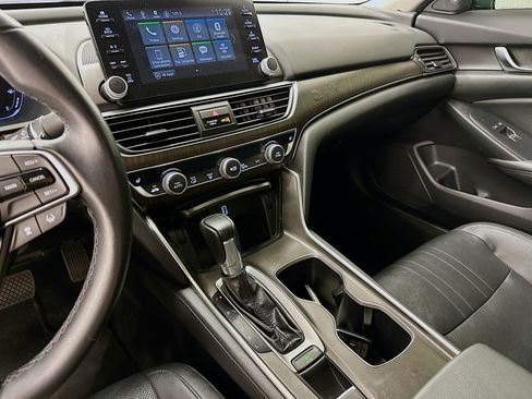 Used 2019 Honda Accord EX-L image 25