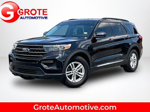 Used 2020 Ford Explorer XLT w/ Comfort Package RWD image 1