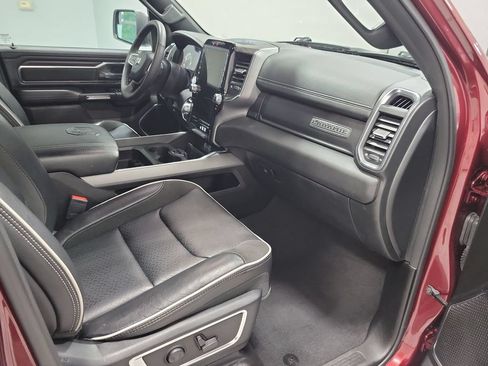Used 2025 RAM 1500 Laramie AWD/4WD image 24