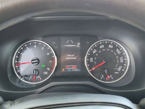 Used 2022 Toyota RAV4 XLE image 22