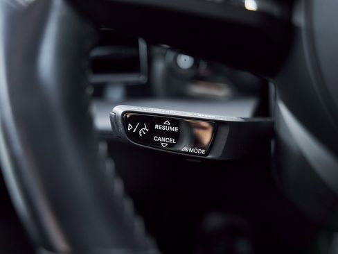 Used 2021 Porsche Taycan 4S image 56