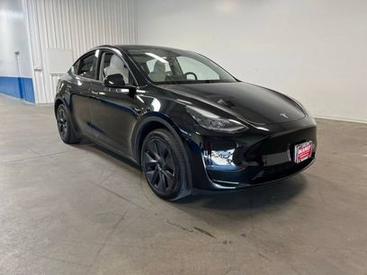 Used 2025 Tesla Model Y Long Range