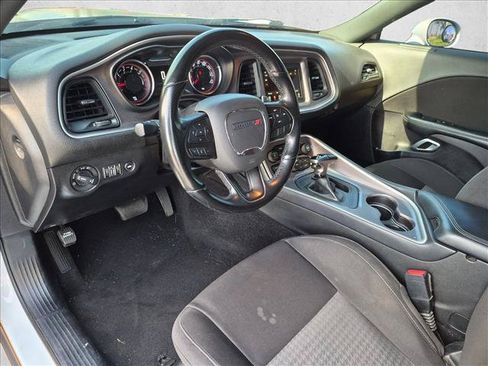 Used 2022 Dodge Challenger R/T RWD image 10