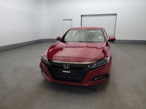 Used 2018 Honda Accord Sport image 15