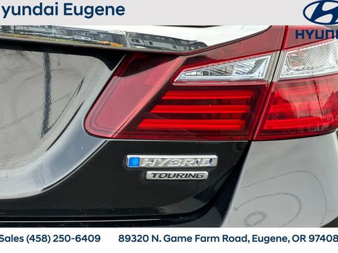 Used 2017 Honda Accord Touring image 35