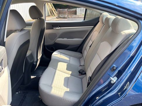 Used 2020 Hyundai Elantra SEL FWD image 33