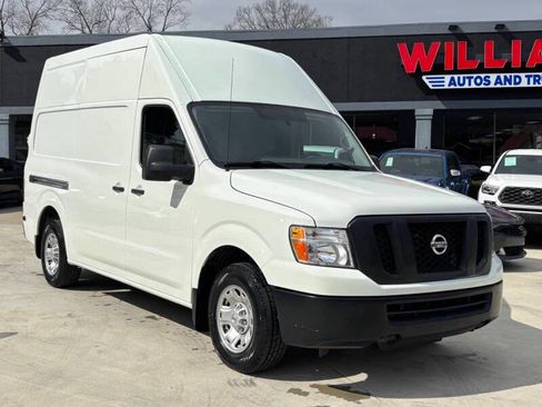 Used 2021 Nissan NV 2500 SV RWD image 1