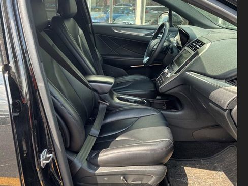 Used 2016 Lincoln MKC Premiere FWD image 6