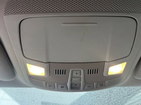 Used 2015 Ford Fusion SE image 31