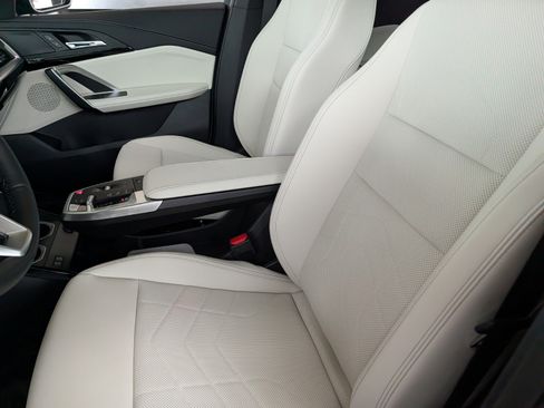 New 2027 BMW X1 xDrive28i AWD/4WD image 10