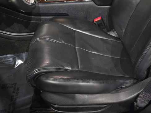 Used 2018 Lincoln Continental Reserve image 28