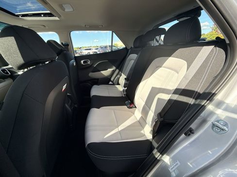 New 2026 Hyundai Venue SEL image 23